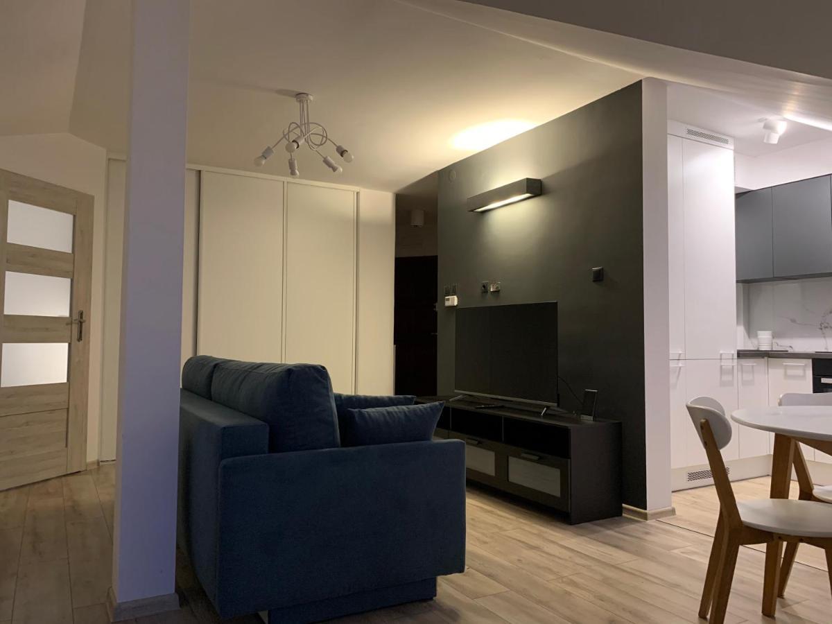 Appartement Apartament Pod Gwiazdami à Ostrów Wielkopolski Extérieur photo
